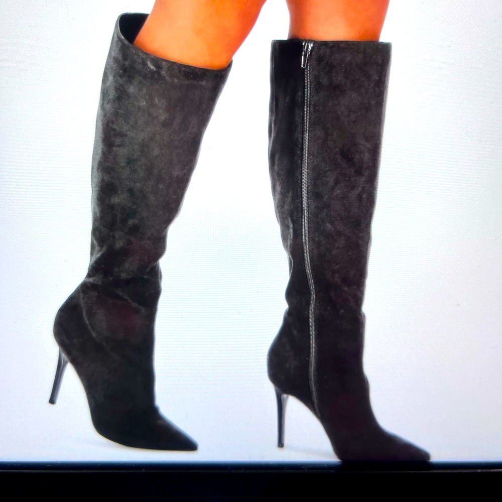 Ladies date night suede boots